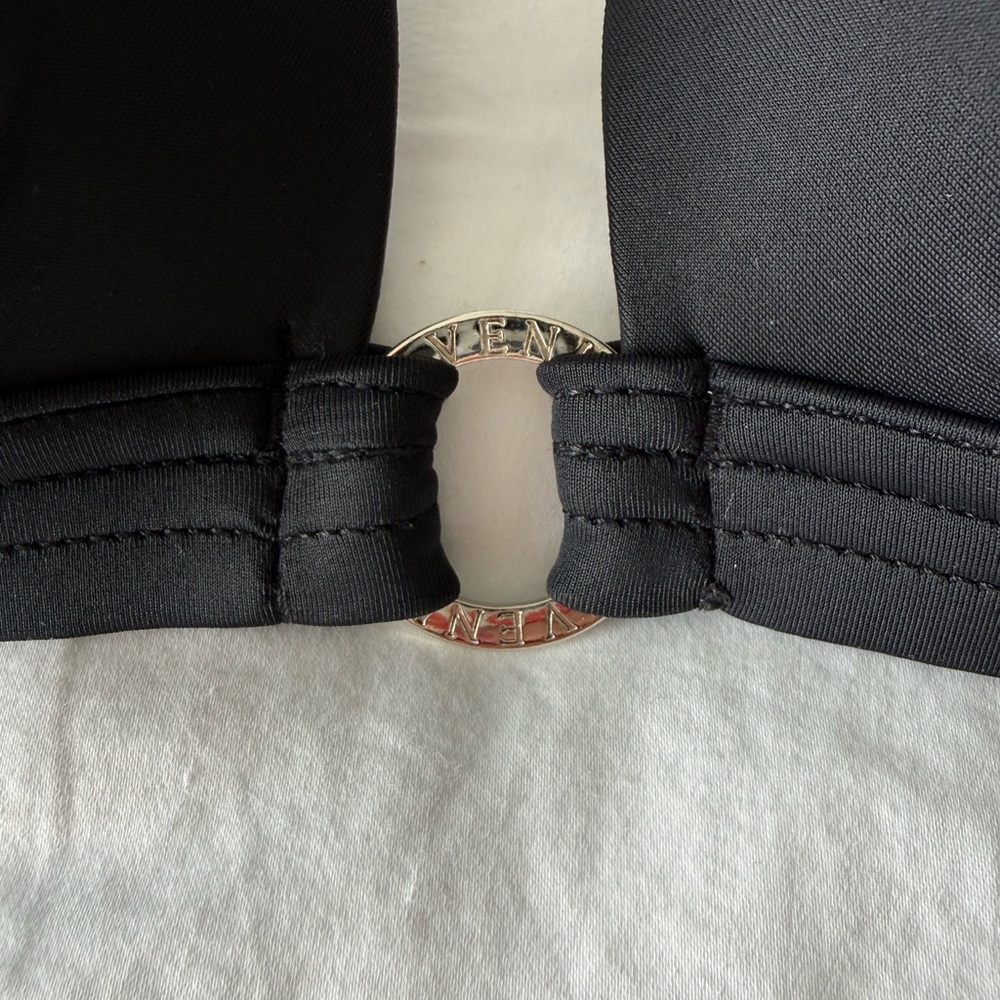 Venus swimwear, Santa Cruz Push-Up Triangle Top. NWT